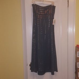 Elegant Lularoe maxi